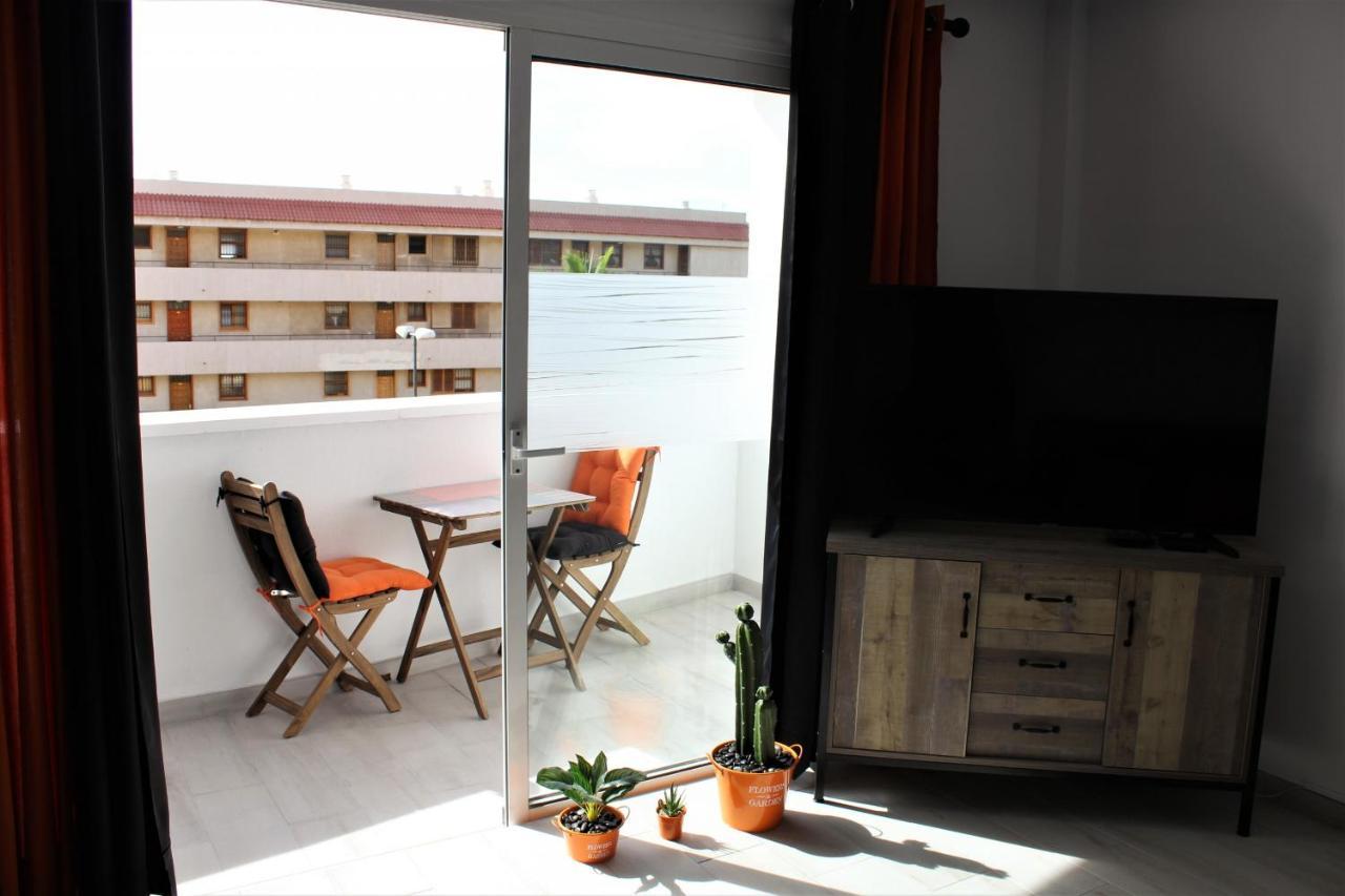 Modern And Lovely Apartment In Los Cristianos ロスクリスティアーノス エクステリア 写真