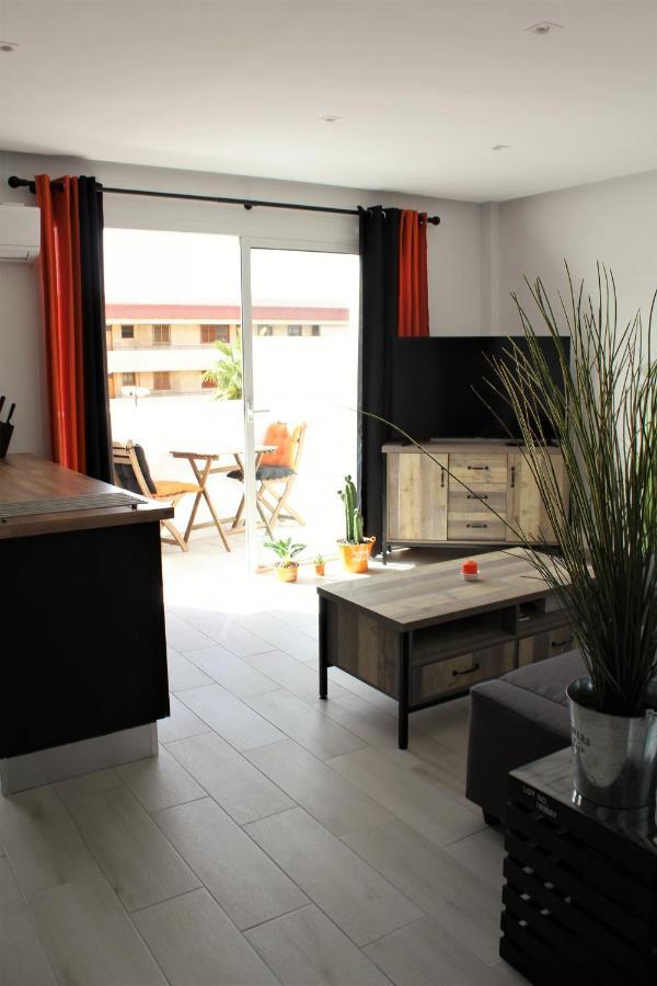 Modern And Lovely Apartment In Los Cristianos ロスクリスティアーノス エクステリア 写真
