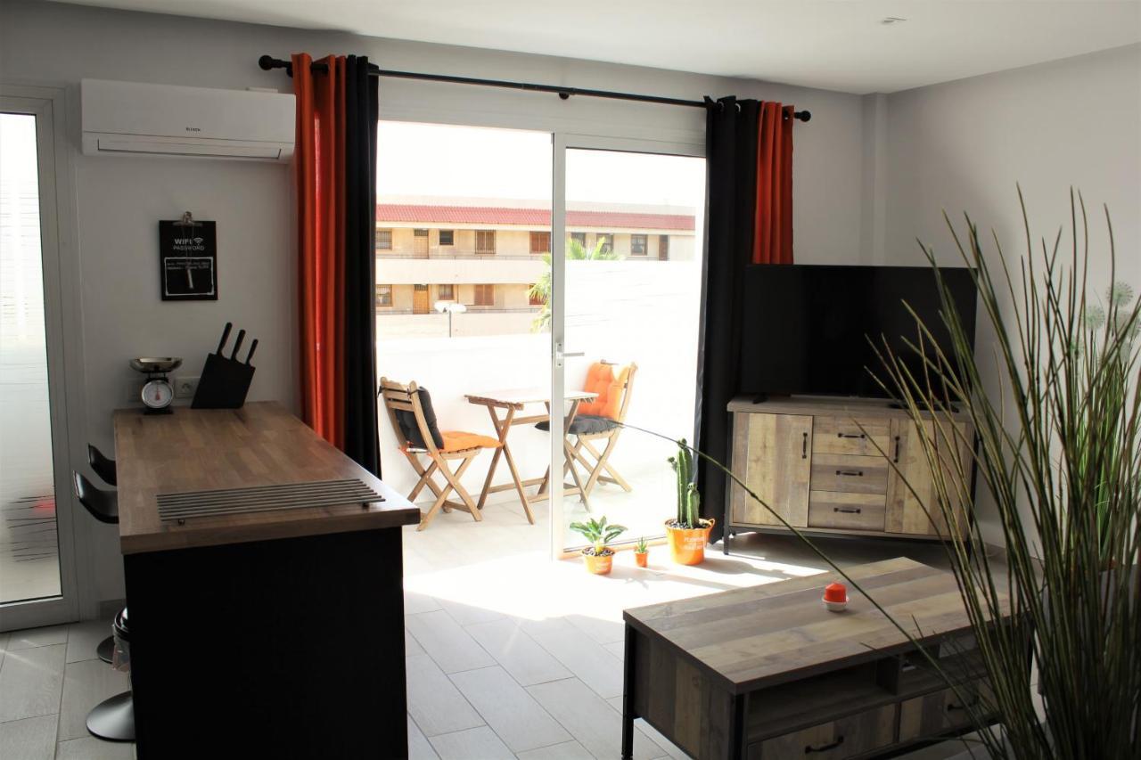Modern And Lovely Apartment In Los Cristianos ロスクリスティアーノス エクステリア 写真
